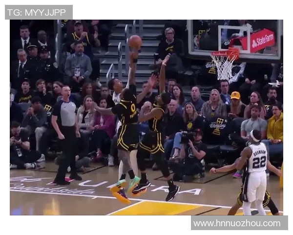 文班亚马首场比赛表现惊人五次盖帽并成功隔扣字母哥引发广泛讨论