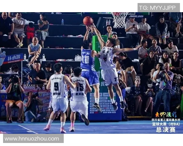 新疆男篮对阵四川队的精彩较量即将上演，谁将赢得这场激烈的篮球对决