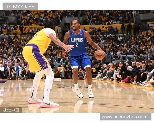 湖人对决快船狗爷的精彩较量揭示洛杉矶篮球的激情与荣耀 湖人对决快船狗爷的精彩较量揭示洛杉矶篮球的激情与荣耀