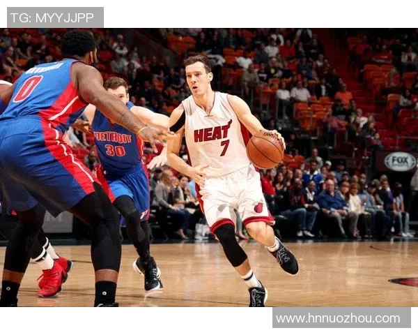 湖人队与活塞队全场激战回顾球员表现与战术分析一览