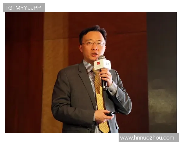 伯顿与曼斯菲的对决分析及比赛前瞻探讨