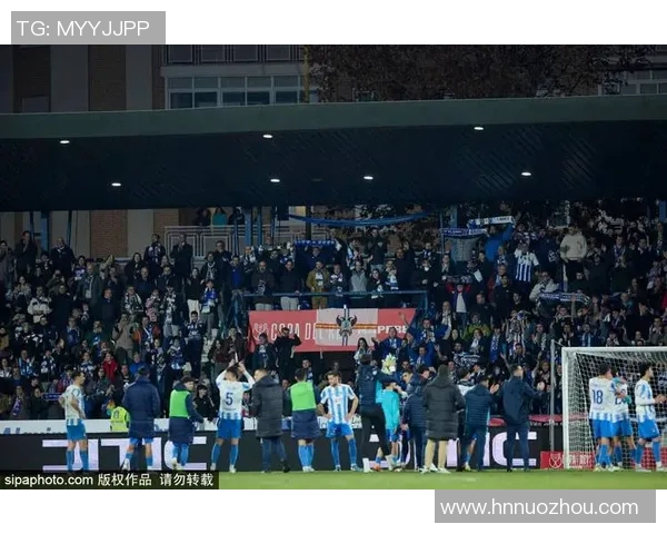 瓦伦西亚篮球队迎战皇马展现西甲联赛精彩对决与激情碰撞 瓦伦西亚篮球队迎战皇马展现西甲联赛精彩对决与激情碰撞