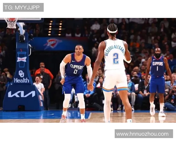 黄蜂队与快船的激烈对决谁能在NBA赛场上笑到最后