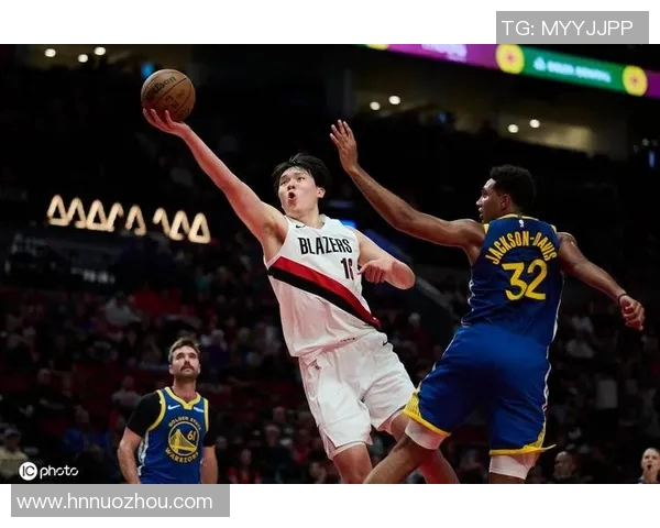 勇士与开拓者激战正酣2016年季后赛精彩回顾与分析